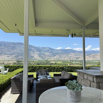 French Door Estate Winery - Wine Tasting Room Near Me - Oliver, British Columbia