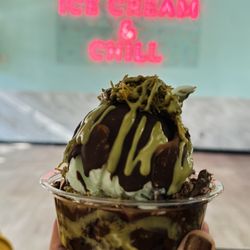 Dream Ice Cream Parlor - Dubai chocolate ice cream