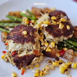 Maryland-style Crab Cake Sandwich