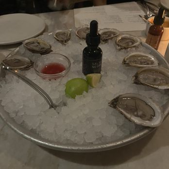Este - Little moons - Seafood Near Me - Austin, Texas Este - Little moons - Seafood Near Me - Austin, Texas