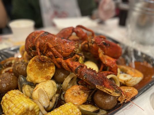 Cap't Loui - Cajun Seafood Boil by null