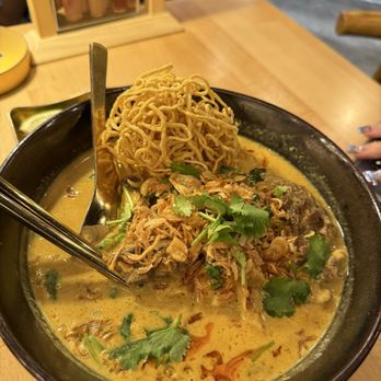 Manaao - "Khao Soi Noodle with Braised Beef" - Khao Soi Neua - Thai Near Me - Tustin, California