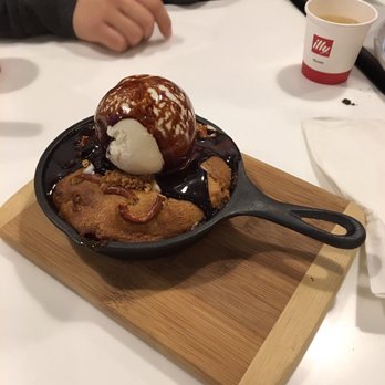 Spot Dessert Bar - Desserts Near Me - Flushing, New York