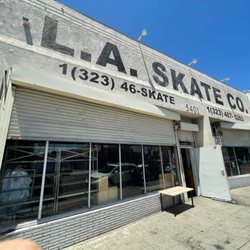 LA Skate Co - On the corner of Santa Monica Blvd. & the 101 - Can't miss it!