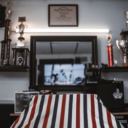 Barber station