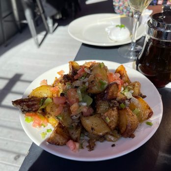 Juliette Restaurant - Bars Near Me - Brooklyn, New York Juliette Restaurant - Bars Near Me - Brooklyn, New York