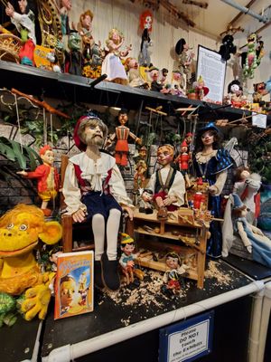 Portland Puppet Museum by null
