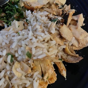 Garlic 'n Lemons - 1. Spicy Chicken Plate - Middle Eastern Near Me - Boston, Massachusetts