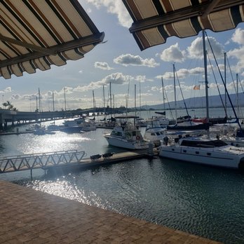 Restaurant 604 - Breakfast & Brunch Near Me - Honolulu, Hawaii