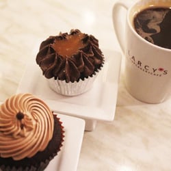 Larcy's Cupcakery Café
