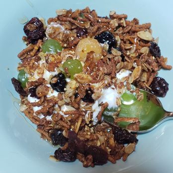 Mindy's Bakery - Granola parfait - Desserts Near Me - Chicago, Illinois Mindy's Bakery - Granola parfait - Desserts Near Me - Chicago, Illinois
