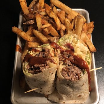 Blackie's - American Near Me - Smithfield, Rhode Island