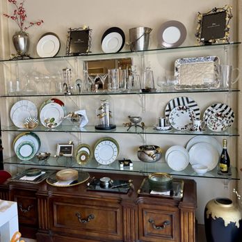 Tuverson & Co - Our elevated selection of dinnerware and entertaining items as well as Michael Aram picture frame. - Gift Shops Near Me - Palm Desert, California Tuverson & Co - Our elevated selection of dinnerware and entertaining items as well as Michael Aram picture frame. - Gift Shops Near Me - Palm Desert, California