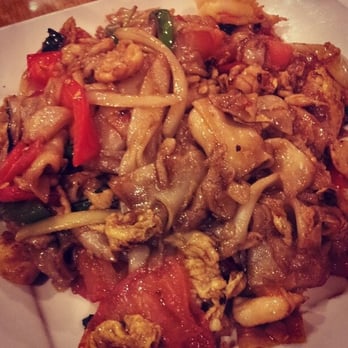 Red Chili - Thai Near Me - Hayward, California