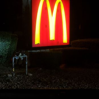 McDonald's - Fast Food Near Me - Phelan, California