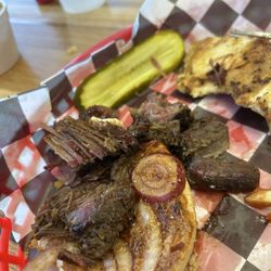Lutz's Famous BBQ - dry barbecue