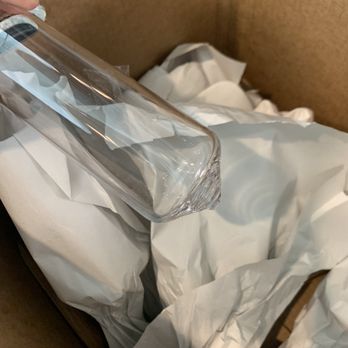 D-Town Movers - Broken stem on champagne flute - Movers Near Me - Plano, Texas D-Town Movers - Broken stem on champagne flute - Movers Near Me - Plano, Texas