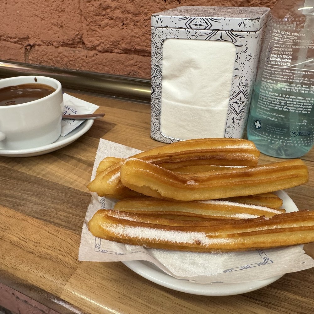 Churros con Chocolate Churros con Chocolate