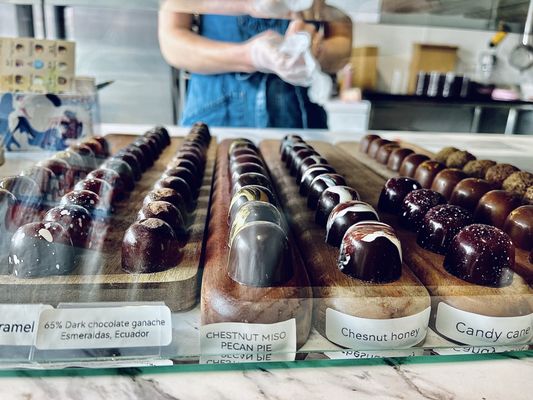 Petrova Chocolates by null