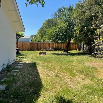 Zoe Landscaping - before 4 - Landscape Architects or Designers Near Me Zoe Landscaping - before 4 - Landscape Architects or Designers Near Me