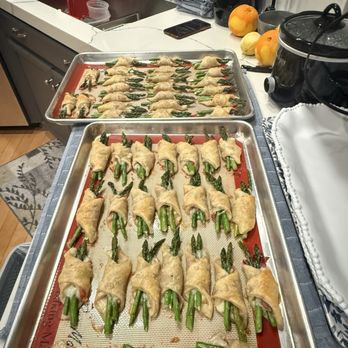 Dennis Addison - Prosciutto Gruyère and asparagus in a puff pastry - Personal Chefs Near Me Dennis Addison - Prosciutto Gruyère and asparagus in a puff pastry - Personal Chefs Near Me
