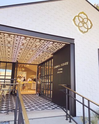 Sips & Sweets by null