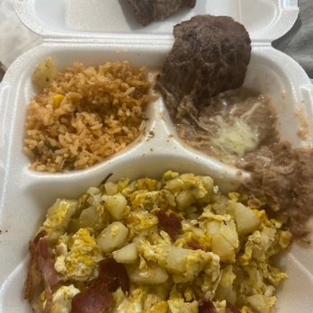 El Canelo - Their "Chorizo and Eggs" - Mexican Near Me - Calumet City, Illinois