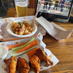 Wings , Loaded Tots & a Brewski
