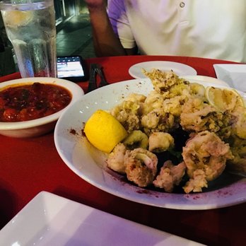 Cafe Picasso - Fried calamari served with both a hot and a sweet sauce, Excellent! - Italian Near Me - Somerville, New Jersey
