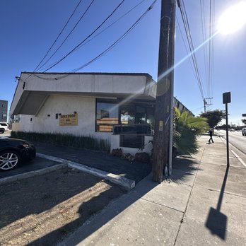 Matthews Home Style Cooking - Front of restaurant - Southern Near Me - Gardena, California Matthews Home Style Cooking - Front of restaurant - Southern Near Me - Gardena, California