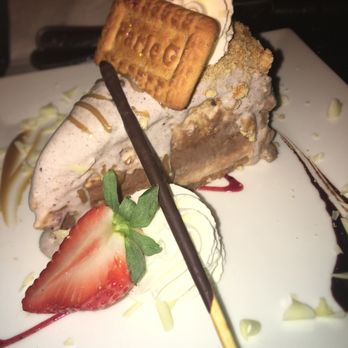 Sugar N Coal - Parle G ice cream cake to die for ! - Hookah Bars Near Me - Rego Park, New York