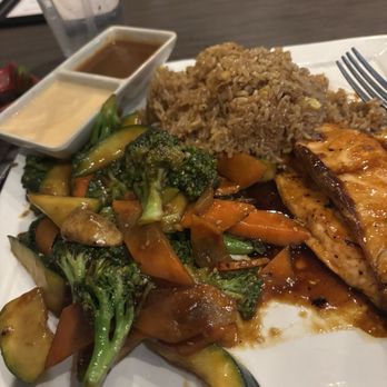 Green Ginger - Hibachi Salmon with fried Rice - Asian Fusion Near Me - Peachtree City, Georgia