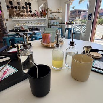 Candle Bar Carlsbad - Candle Making Table - Arts & Crafts Near Me - Carlsbad, California