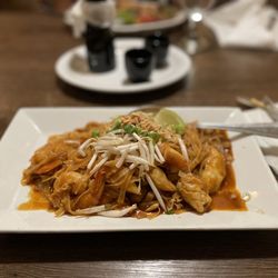 Bangkok Cuisine - Seafood Pad Thai