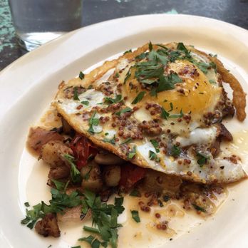 Gjelina - Dunk confit potato hash. Absolutely amazing! - New American Near Me - Venice, California