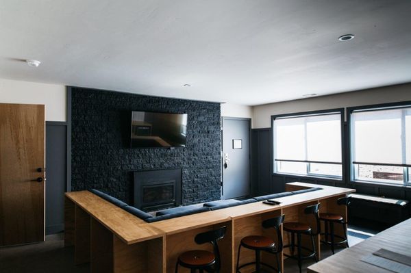 The Coachman Hotel by null