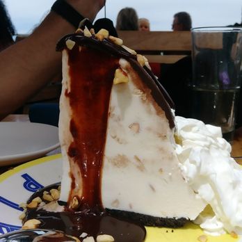 Duke's La Jolla - Hula pie, dessert - New American Near Me - La Jolla, California Duke's La Jolla - Hula pie, dessert - New American Near Me - La Jolla, California
