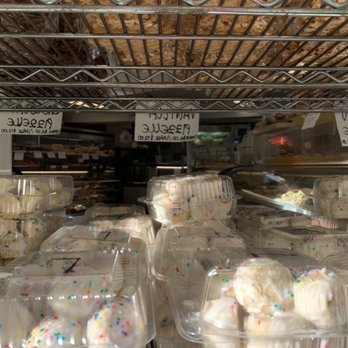 Bova's Bakery - Bakeries Near Me - Boston, Massachusetts