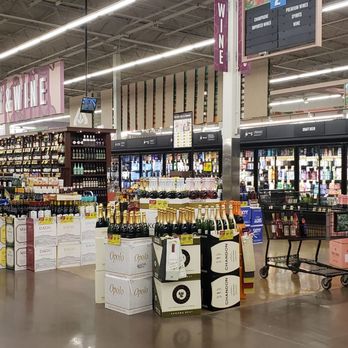 Albertsons - Inside - Grocery Near Me - Upland, California
