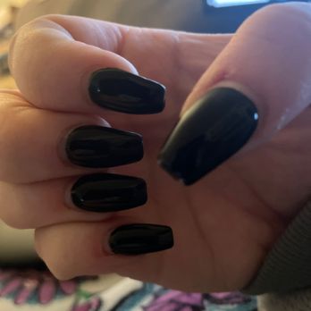 Love FX Nails - Less than a week and already starting to chip. I work at a computer. My nails lasted longer then when I worked  retail. - Nail Salons Near Me - Bonney Lake, Washington