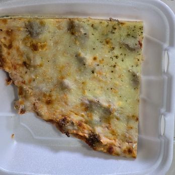 Mug's Pizza & Ribs - Pizza Near Me - Buffalo Grove, Illinois