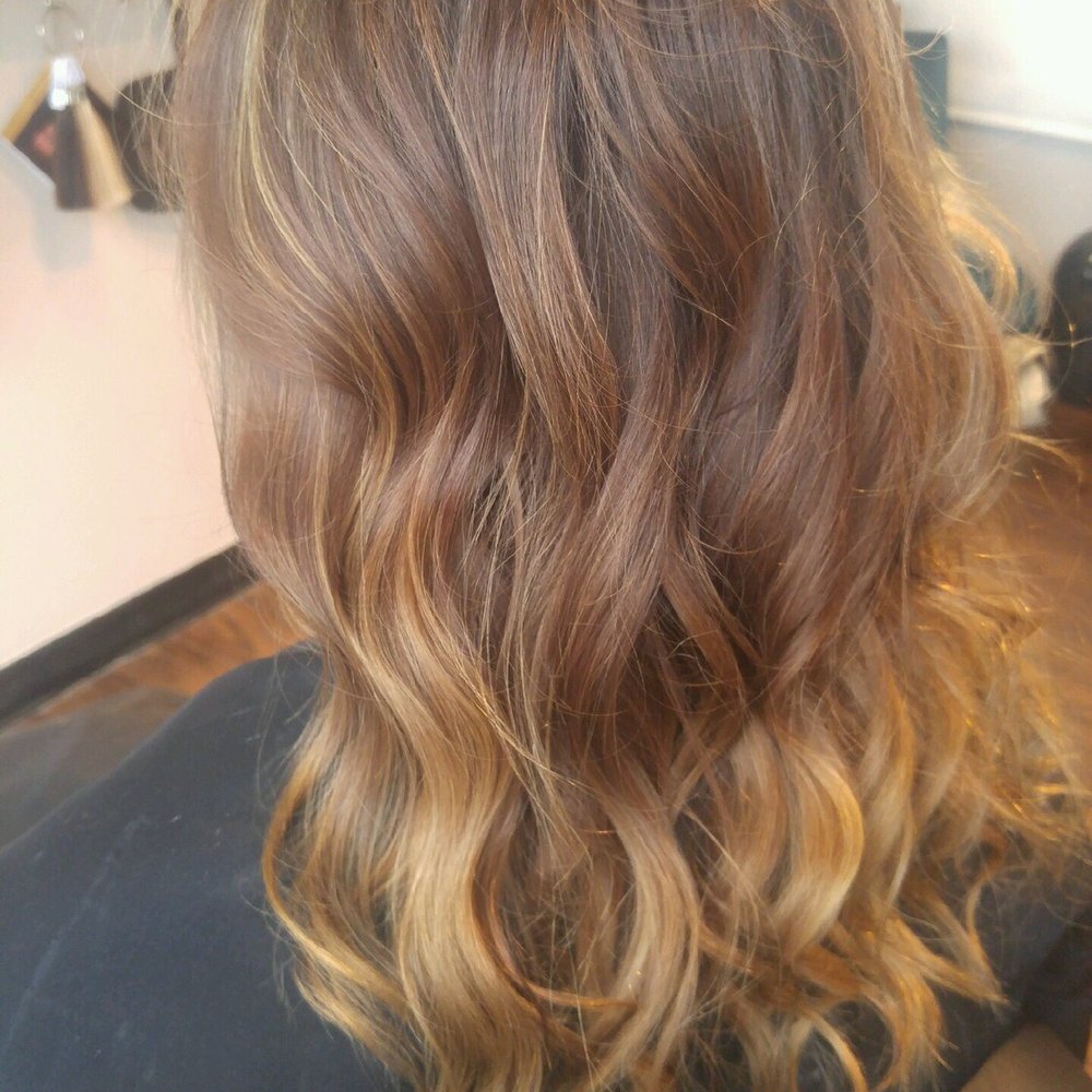 Caro added some lowlights and cut off 2 inches.