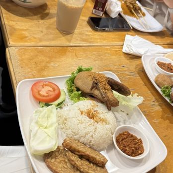 Sumatera Restaurant NYC - Indonesian Near Me - Elmhurst, New York Sumatera Restaurant NYC - Indonesian Near Me - Elmhurst, New York