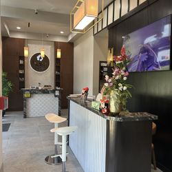 Hera Head Spa - Inside - entry