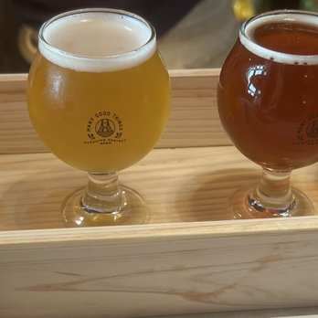 Many Good Things Brewing - Beer flight - Pubs Near Me - Cape Girardeau, Missouri