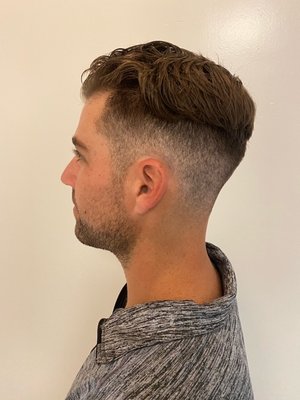 Gold Comb Barbershop North Park by null
