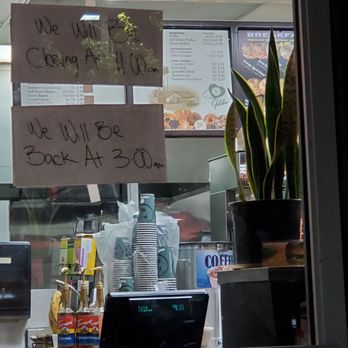 Yum Yum Donuts - Sign saying closed till 3 at 11:30 pm! - Donuts Near Me - San Marcos, California Yum Yum Donuts - Sign saying closed till 3 at 11:30 pm! - Donuts Near Me - San Marcos, California