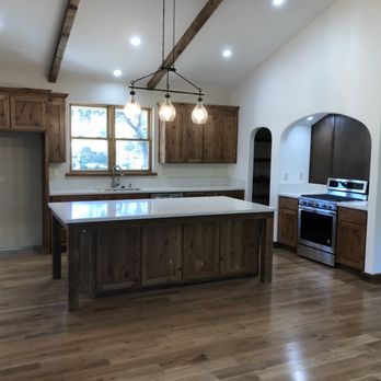 Auld's Cabinets - Open kitchen / Knotty Alder - Cabinetry Near Me - Douglas Flat, California Auld's Cabinets - Open kitchen / Knotty Alder - Cabinetry Near Me - Douglas Flat, California