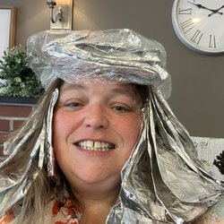 Roots Salon - Getting a full head of baylage