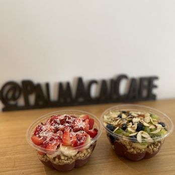 Palm Açai Café - Palma Bowl (left) and Tamalpais Bowl (right) - Cafes Near Me - Berkeley, California Palm Açai Café - Palma Bowl (left) and Tamalpais Bowl (right) - Cafes Near Me - Berkeley, California